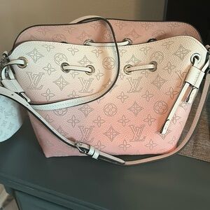 Cute cross body or on the shoulder